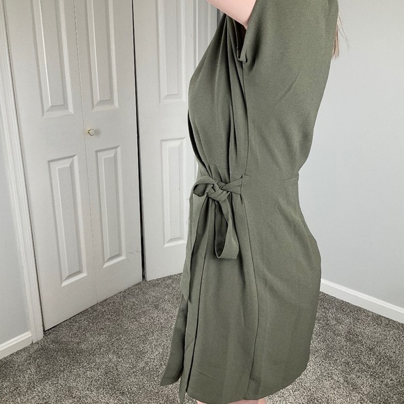 Green Side Wrap Dress - Picture 4 of 4